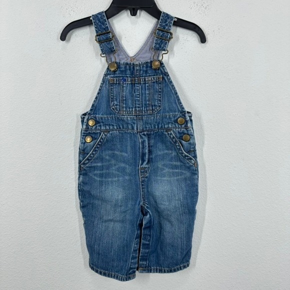 Baby Gap Denim Overalls 3-6 Months Blue Jean Adjustable Straps Cute - Picture 1 of 6